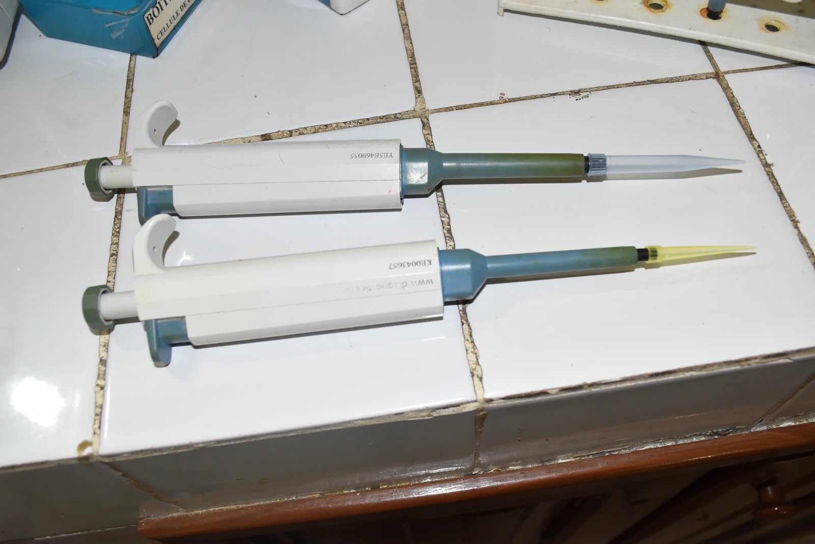 实验室移液器。